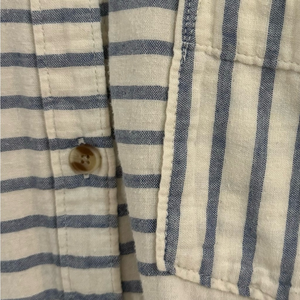 Abercrombie & Fitch Blue and White Striped Button Down Shirt, Large - Picture 4 of 6